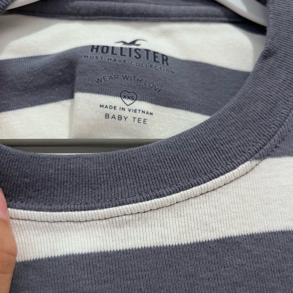 Hollister extra extra small baby tee